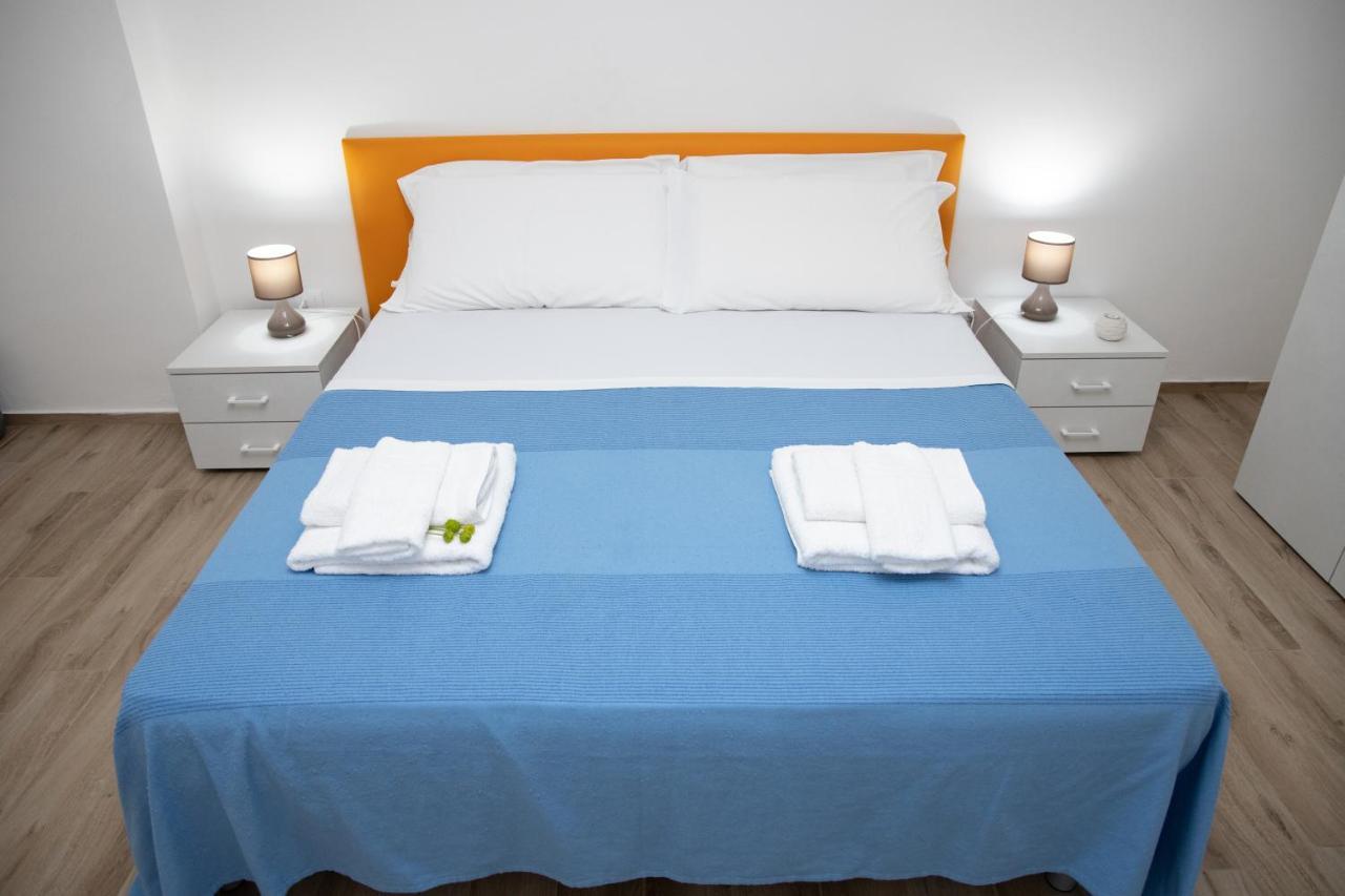 Casa Malaga Apartman Marina di Ragusa Kültér fotó