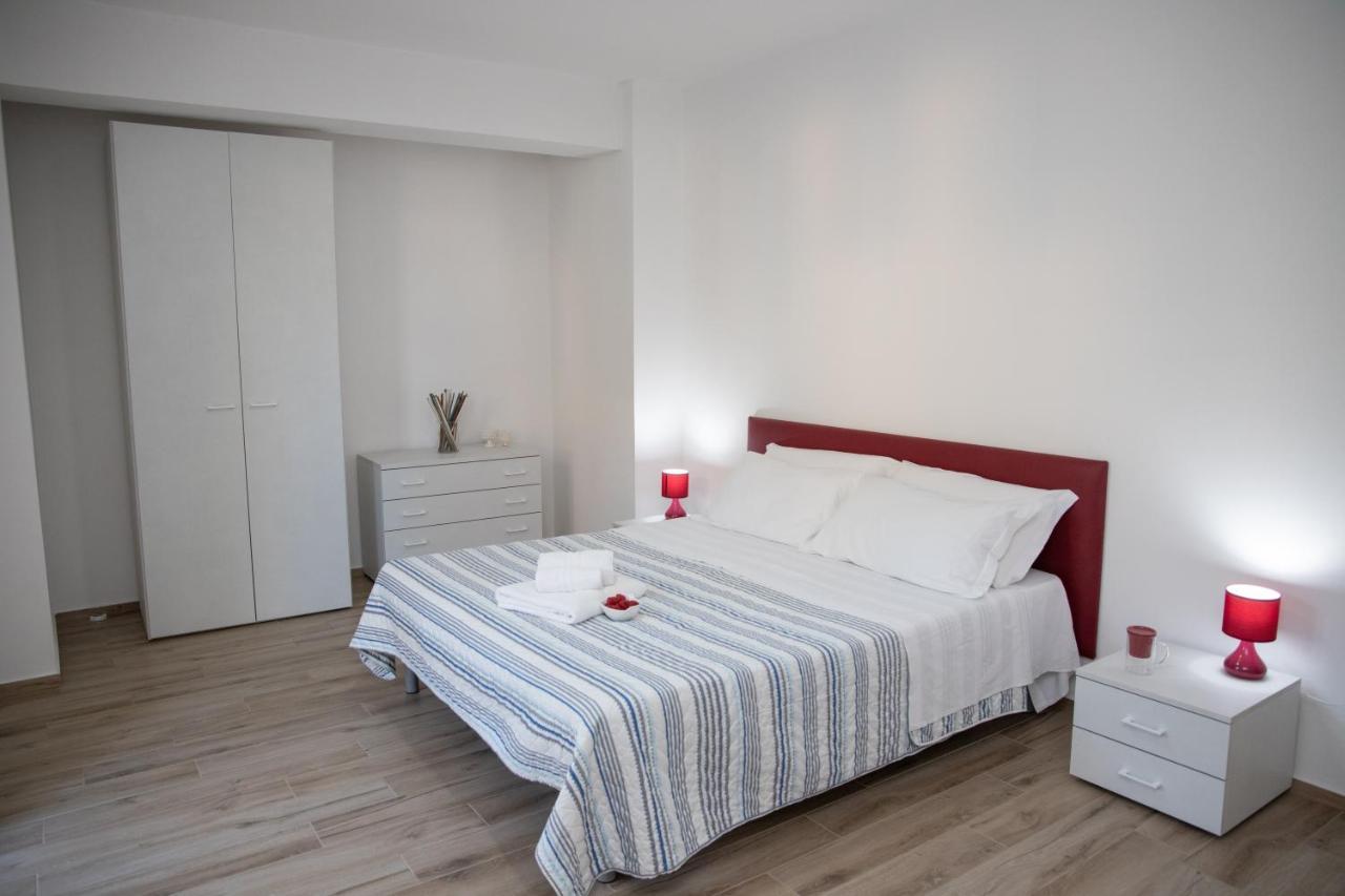 Casa Malaga Apartman Marina di Ragusa Kültér fotó